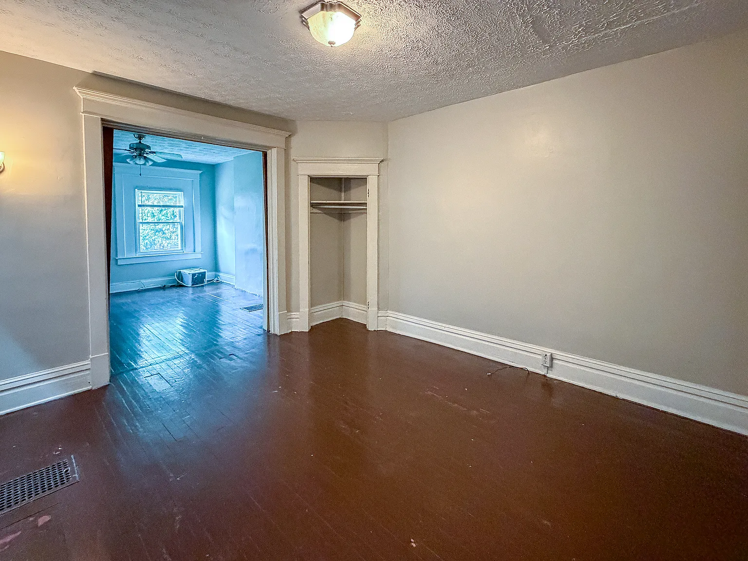 1 bed, 700 sqft, $800 — Photo 4