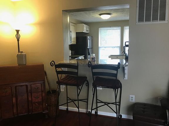 Passthrough to kitchen