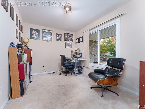 2nd image of 3340 Bennington Dr