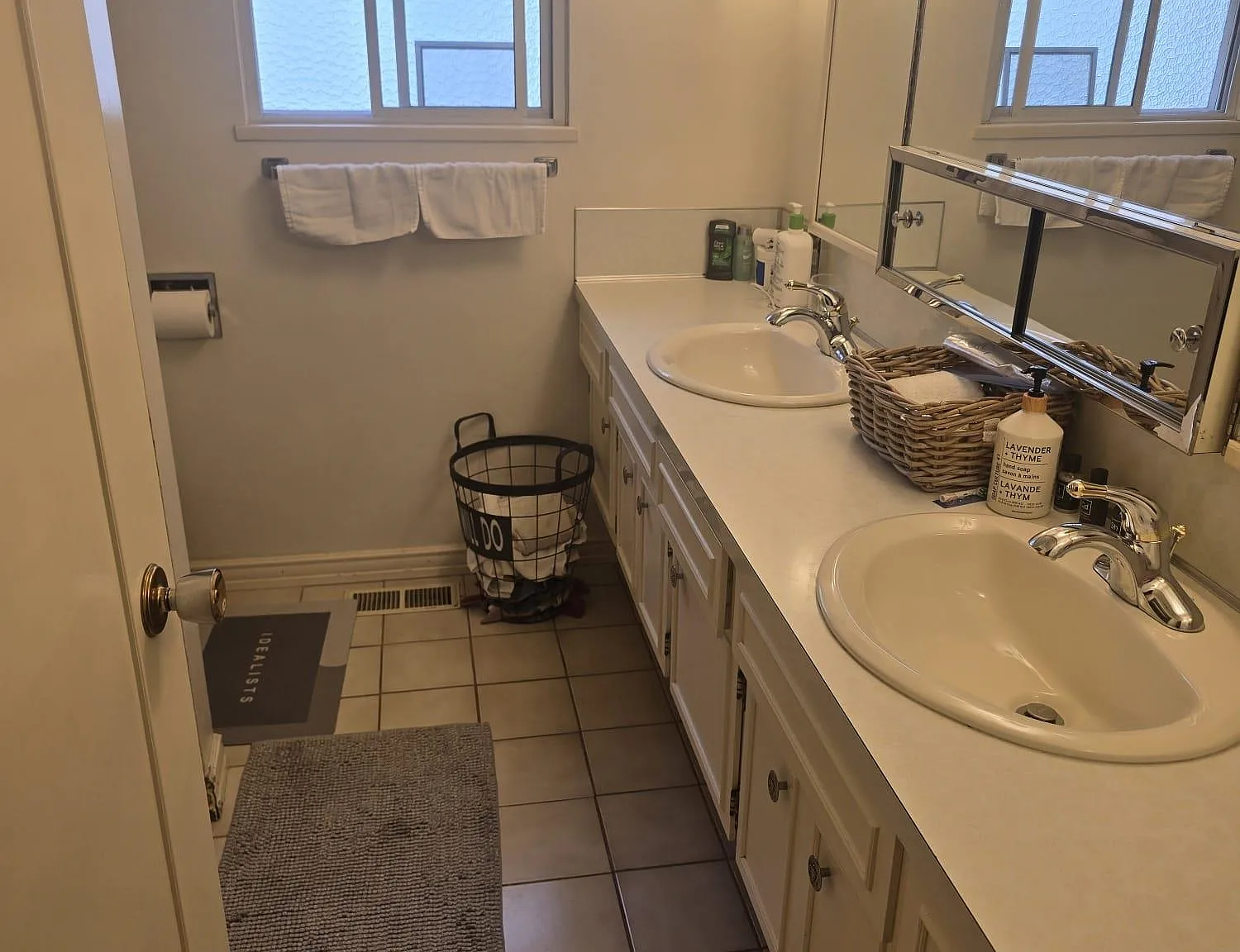 1 bed, 1400 sqft, $1,000 — Photo 2