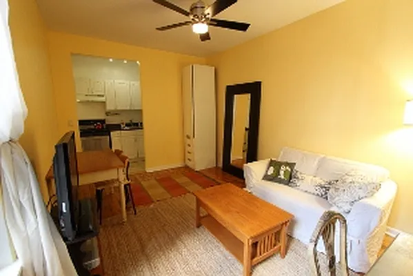 Rented by Maison International | media 45