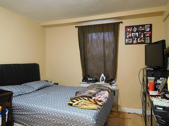 3rd image of 64-74 Saunders St #2G