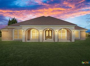 1084 Hickory Dr, Killeen, TX 76549