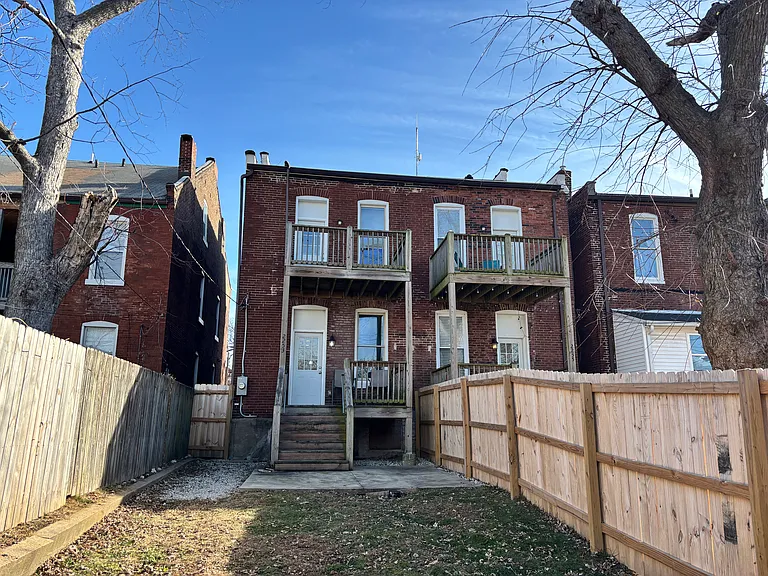 2253 Indiana Ave — Photo 54