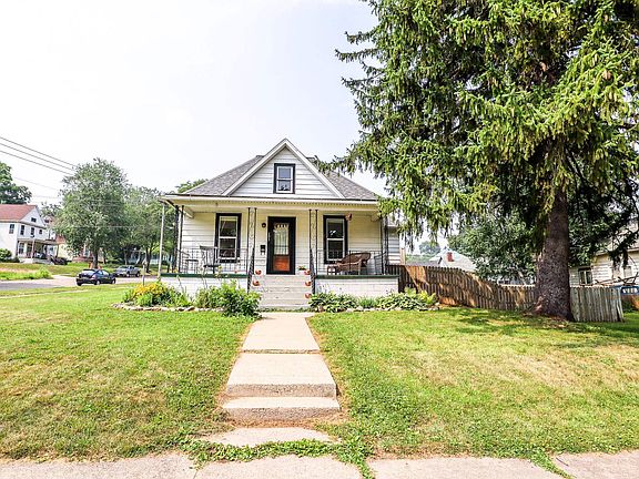2nd image of 203 10th St