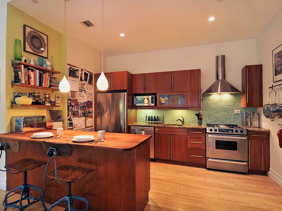 1st image of 618 Dean St APT 1C