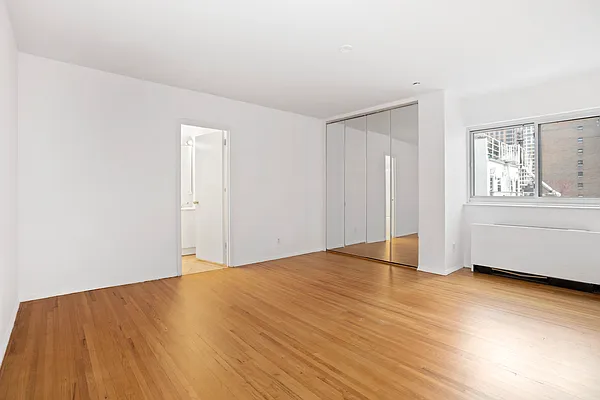 Rented by Douglas Elliman | media 15