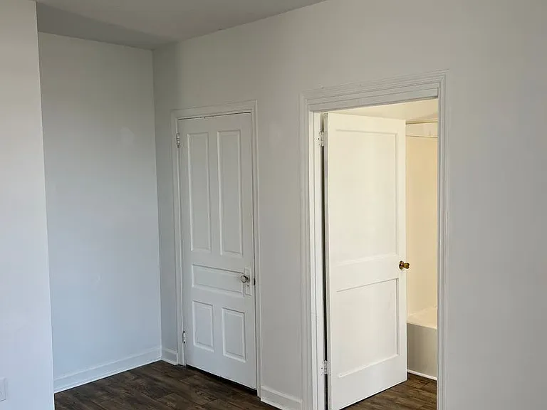 55 W Washington St — Photo 13