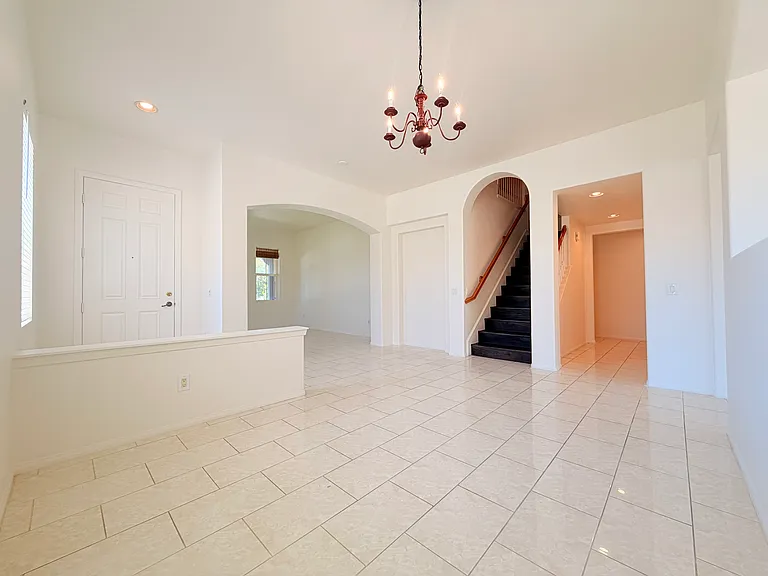 28330 Linda Vista St — Photo 10