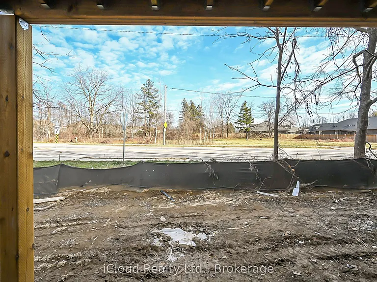 720 Grey St #58 — Photo 37