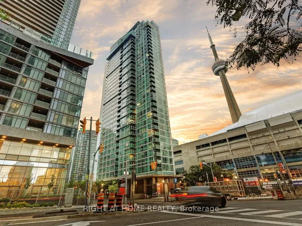 81 Navy Wharf Ct, Toronto, ON