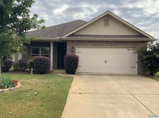 137 Pembridge Ln, Madison, AL 35756