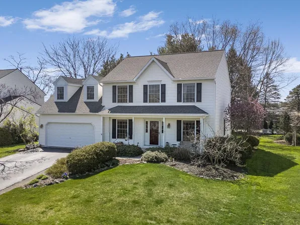 218 Cambridge Ln, Lititz, PA 17543