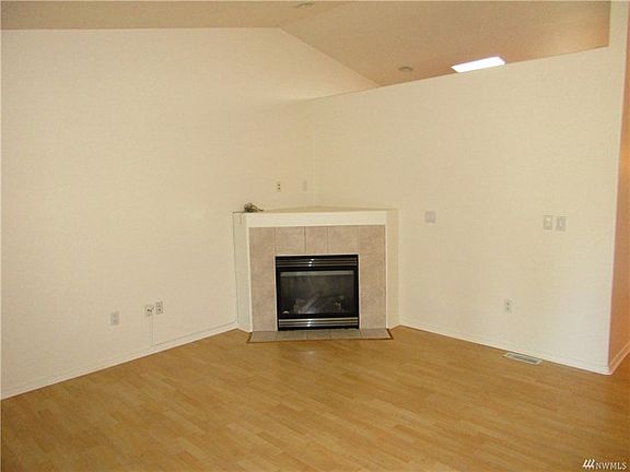2nd image of 5204 61st Dr NE