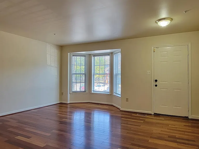 601 Primus Ct — Photo 4