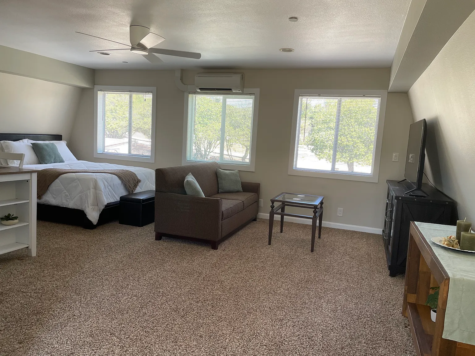 San Patricio Ln, Temecula — Photo 2