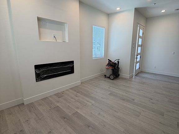 5th image of 3508 Parker Hill Ct
