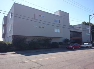 4163 Beach Dr SW APT 101, Seattle, WA 98116