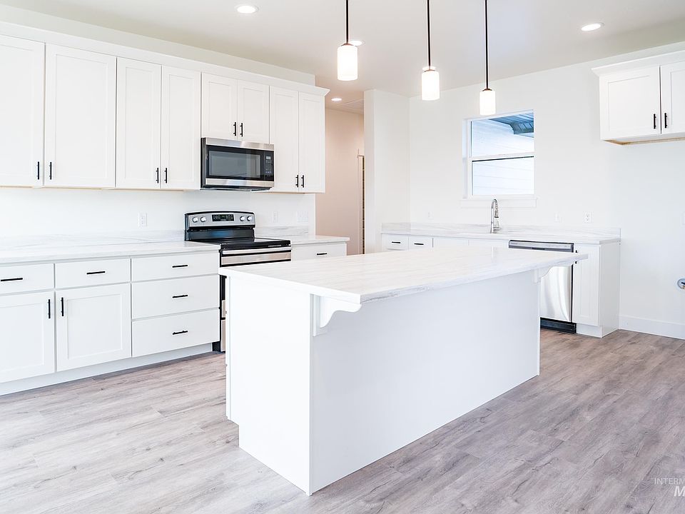 562 Biscotti Loop, Heyburn, ID 83336 Zillow