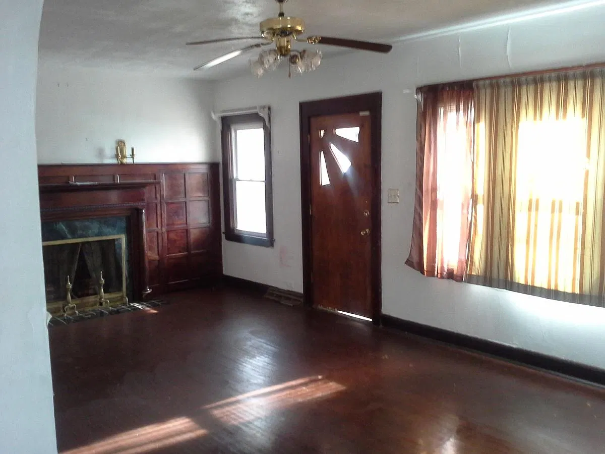 3 bed, 1167 sqft, $1,225 — Photo 2