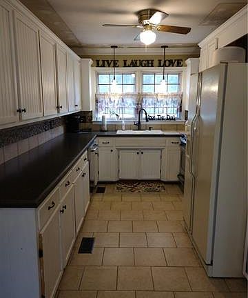 2nd image of 2349 Story St
