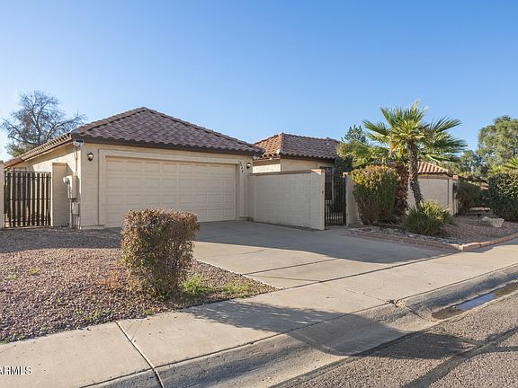 2nd image of 10428 N 53rd Drive