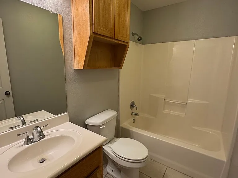 10233 Hyacinth Ln #A — Photo 6