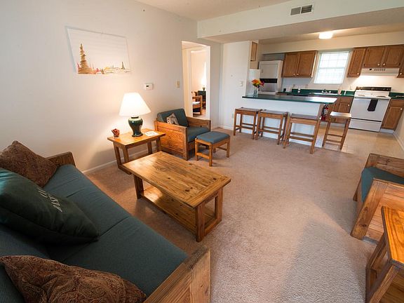 3rd image of 15 S Shafer St APT 1205