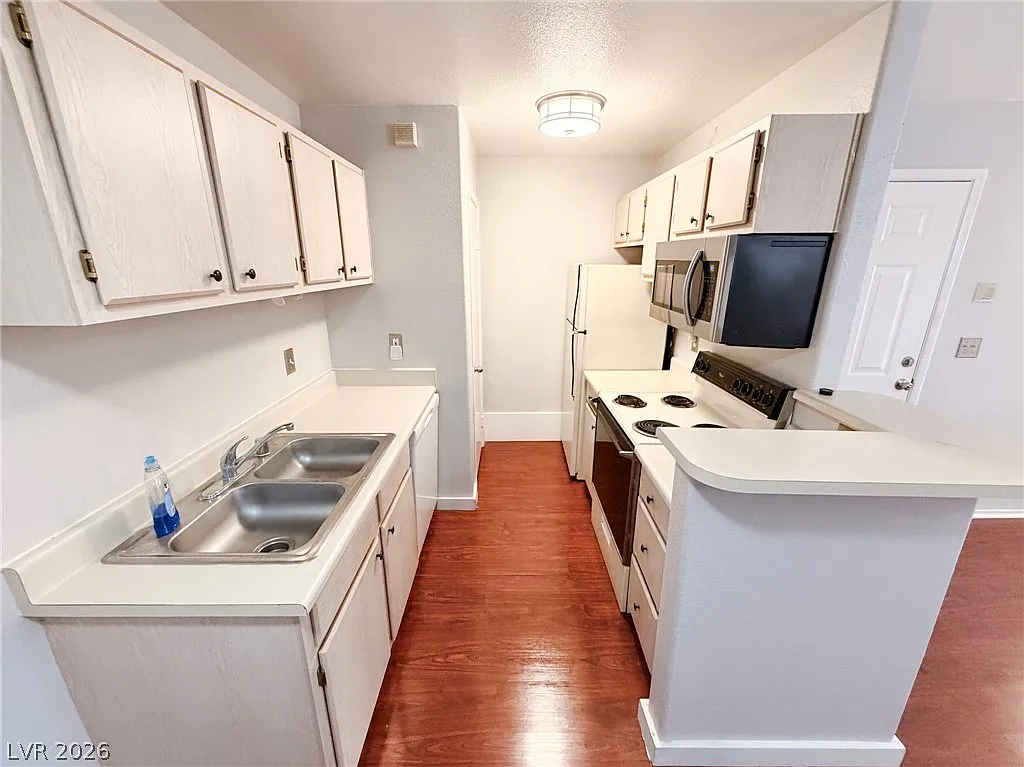 1 bed, 1.0 bath, 494 sqft, $1,130 — Photo 3