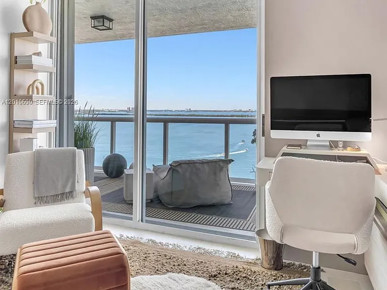 10 Venetian Way #1803 — Photo 11