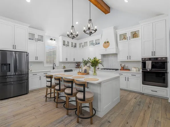 3912 Easy St, Alvarado, TX 76009