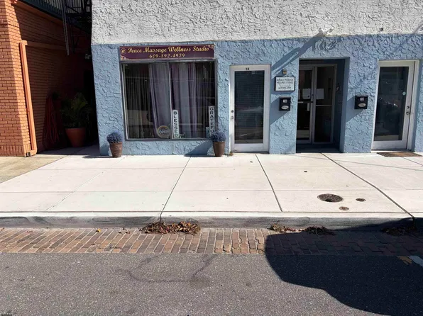 103 S Little Rock Ave APT 4A, Ventnor City, NJ 08406