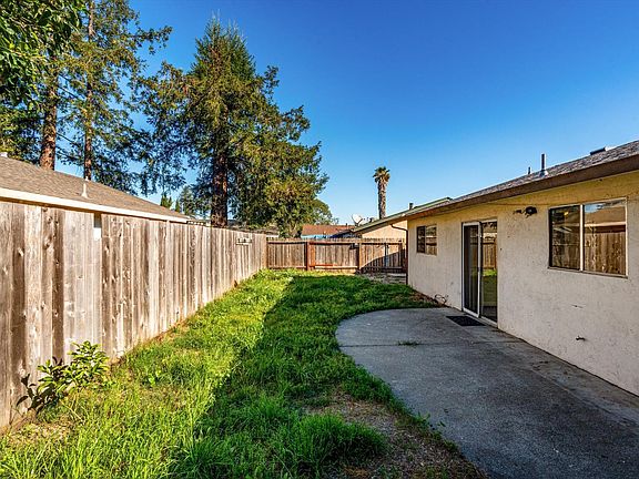 5th image of 2559 - 2561 Northcoast Street