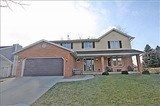 3rd image of 7 Hearthstone Ct