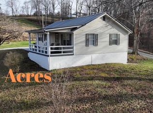 105 Echo Valley Rd, Rocky Top, TN 37769