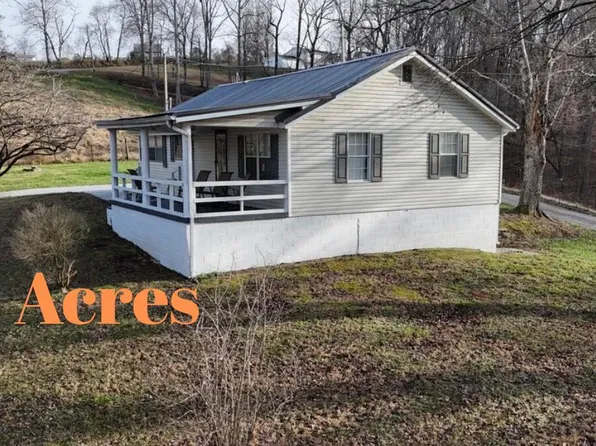 105 Echo Valley Rd, Rocky Top, TN 37769