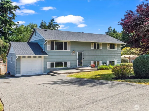 29718 3rd Avenue S, Federal Way, WA 98003