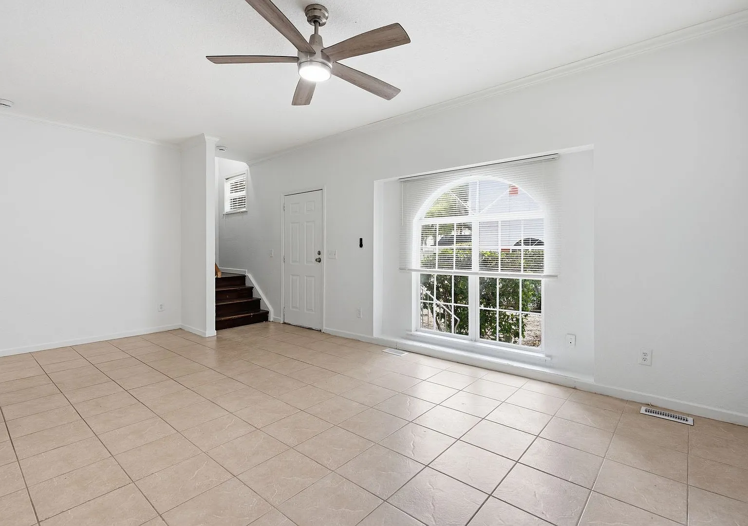 Cedar Street Apartments — Photo 2