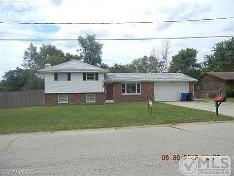 2nd image of 5612 Susan Ave