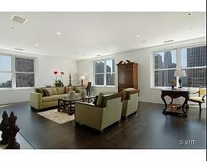4th image of 1300 N State Pkwy APT 1101
