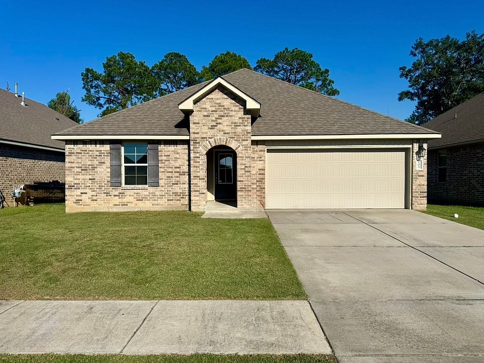 1st image of 105 Whirlaway Dr