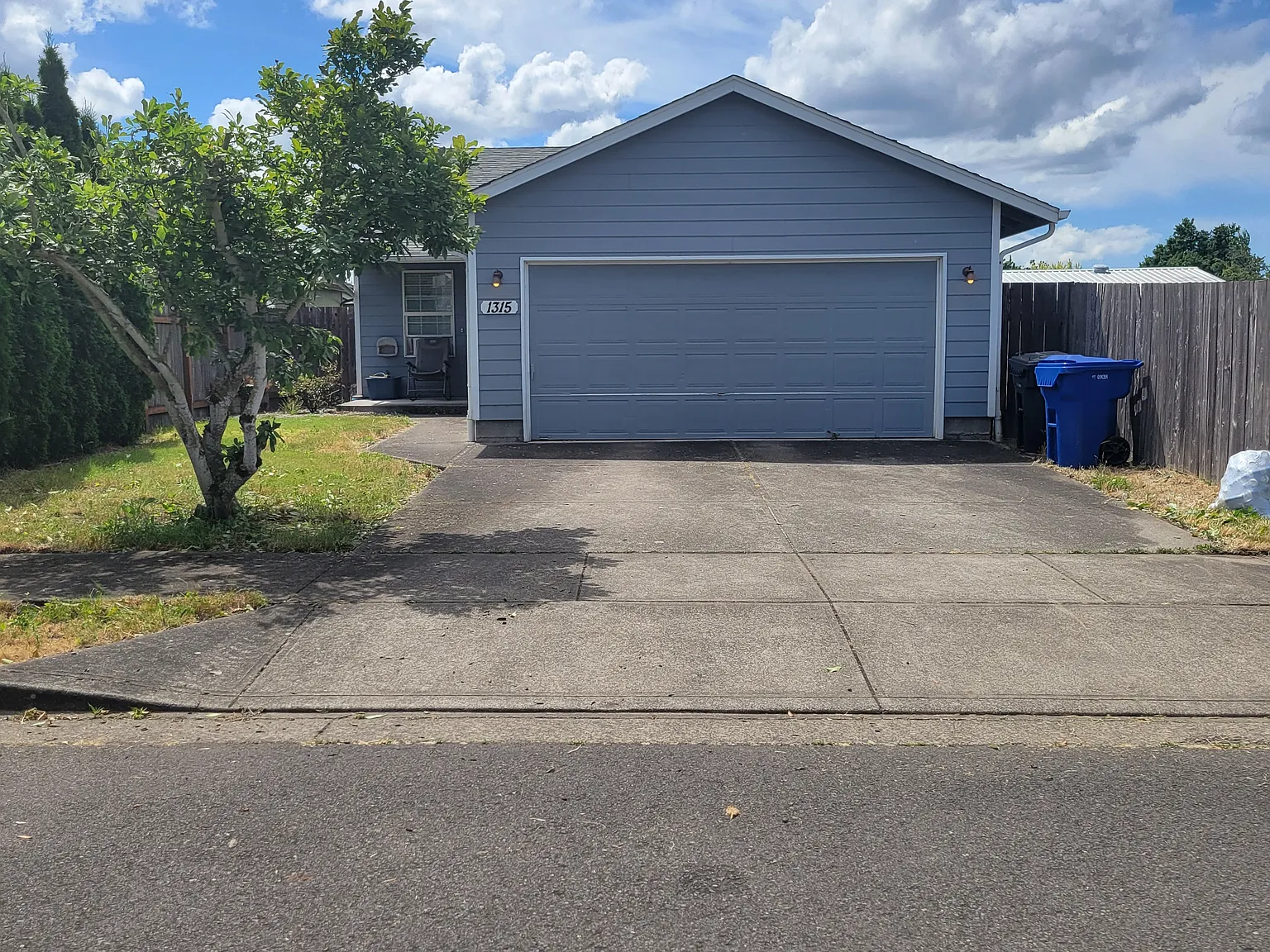 1315 Bluegrass St SE — Photo 1