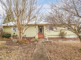 118 Tabor Rd, Oak Ridge, TN 37830