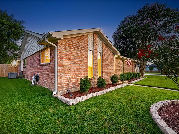 4th image of 9902 Sageaspen Ln