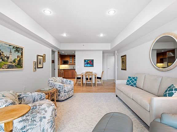 3rd image of 505 Tremont St Unit 613