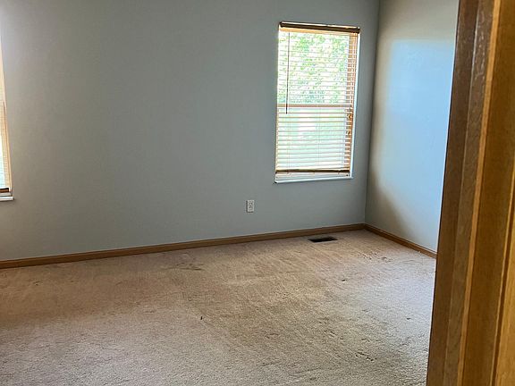 4th image of 8553 Wildomar Ave