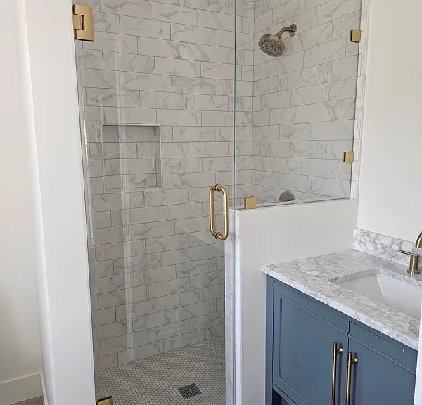 709 Farringdon Ln — Photo 9