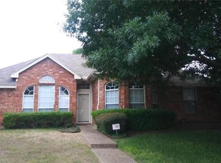 1516 Weatherstone Dr, Desoto, TX 75115