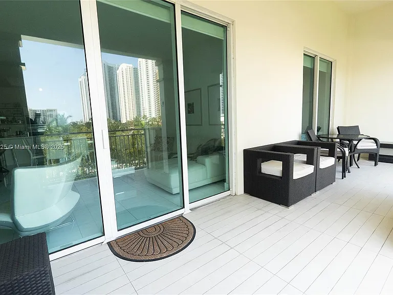 150 Sunny Isles Blvd #Townhouse 1-403 — Photo 22