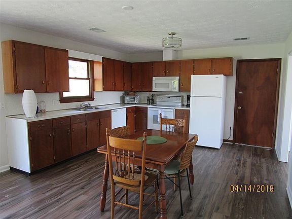 2nd image of 3126 Flint Ave